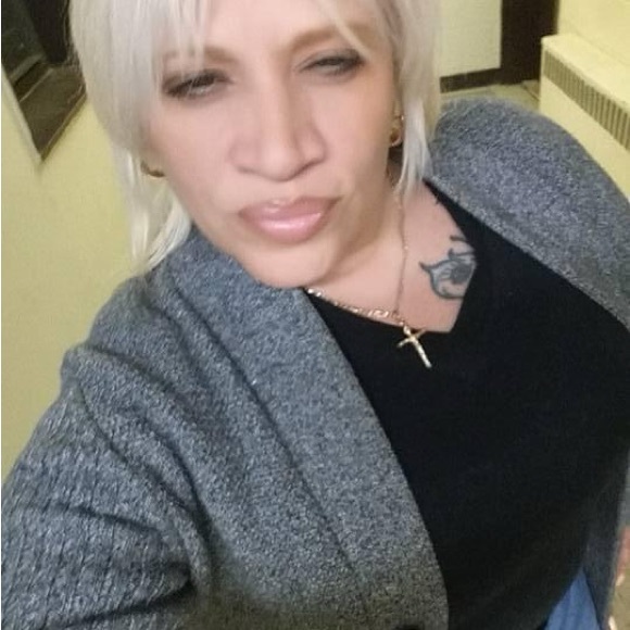 POSHSELLER”NOT FOR SALE” - Picture 2 of 4